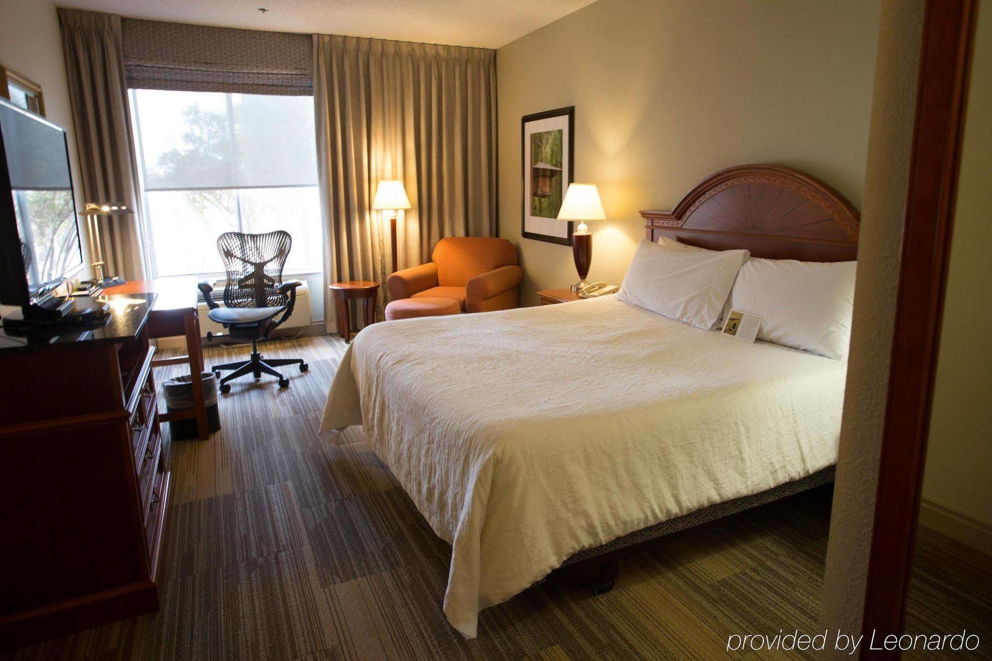 Hilton Garden Inn Bentonville Rogers Exterior photo
